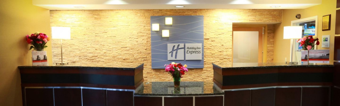 HOLIDAY INN EXPRESS & SUITES, WEST CHESTER, PA